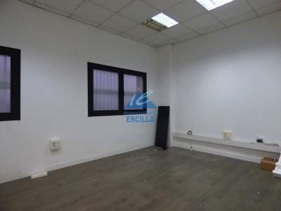 Imagen 7 de Nave industrial con muelles de carga en Arrigorriaga